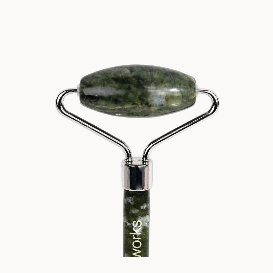 Brushworks HD Jade Roller